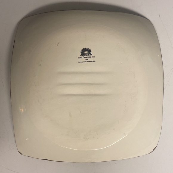 Euro Ceramics Inc Square Dinner Plates Set of Two 10.5”D - Picture 11 of 17